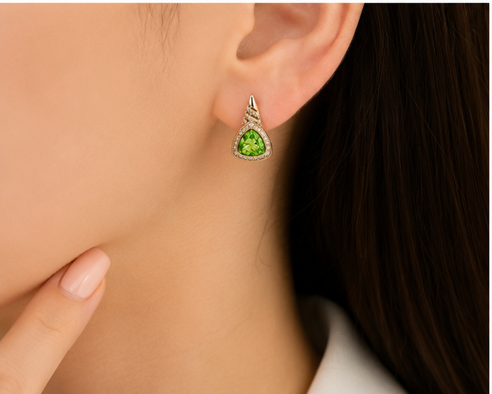 Aretes Huggie Oro Laminado Swarovski Esmeralda Royale | Princess Magic