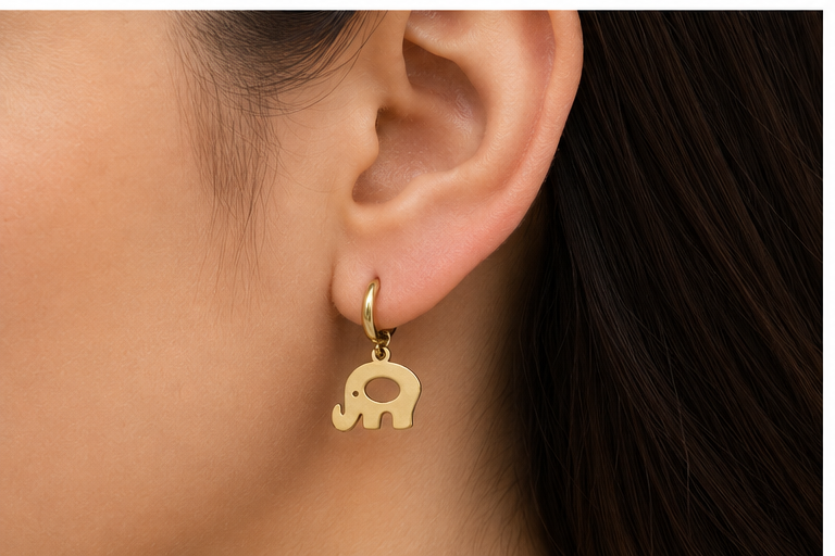 Aretes Huggie con Dije de Elefante | Acero Inoxidable
