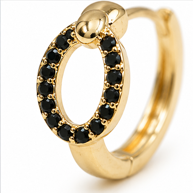 Aretes Huggie Eclipse Noir Oro Laminado 18K | Princess Magic