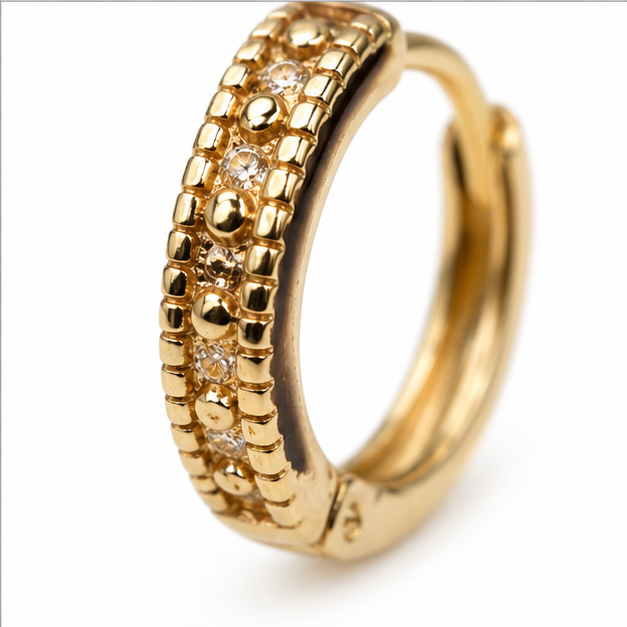 Aretes Huggie Texturizados Oro Laminado 18K | Princess Magic