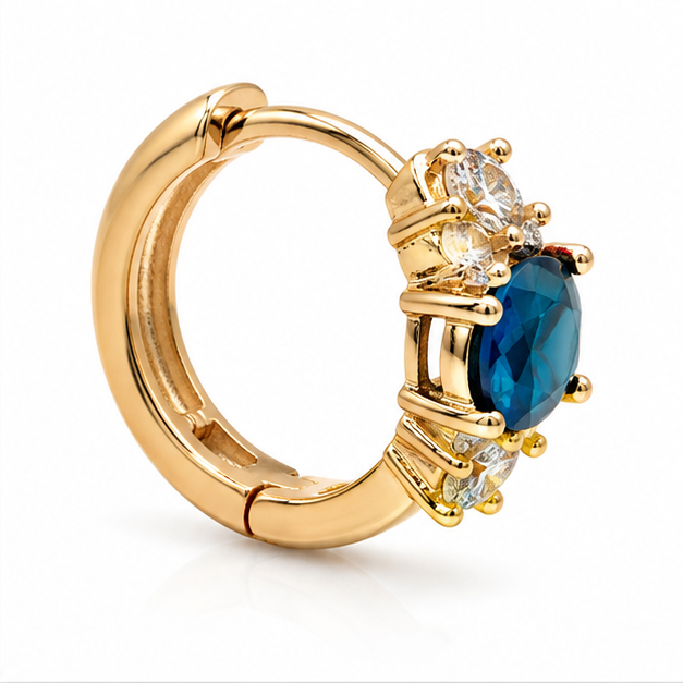 Arete Huggie Ovalado con Zirconia Oro Laminado | Princess Magic
