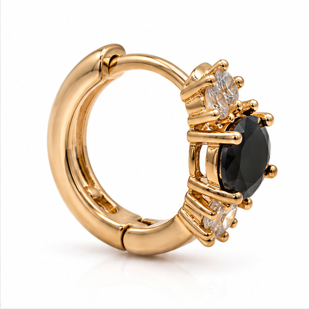 Arete Huggie Ovalado con Zirconia Oro Laminado | Princess Magic