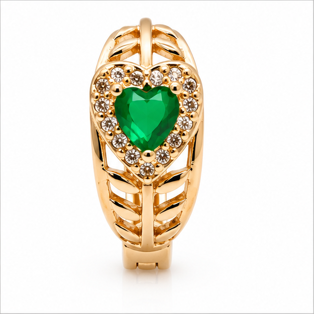Aretes Huggie Baby Corazón Verde con Zirconias Oro Laminado 18K | Princess Magic