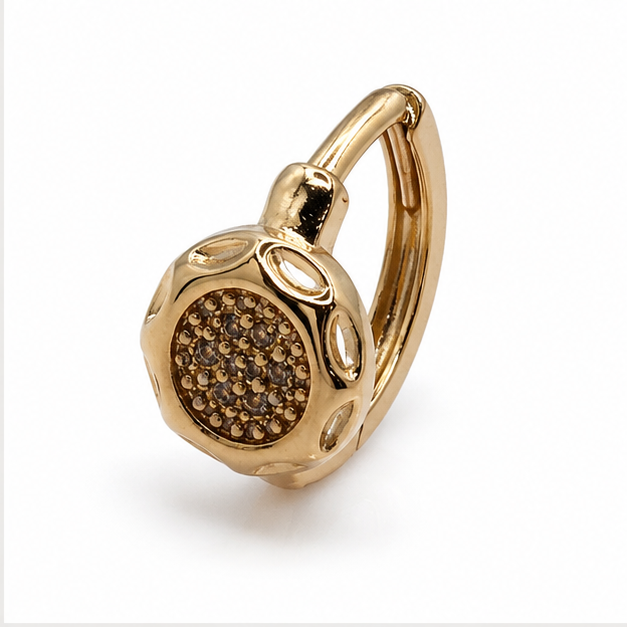 Huggie Baby Aura con Zirconia Oro Laminado 18K | Princess Magic
