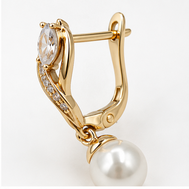 Aretes Huggie Oro Laminado Perla Celestial con Zirconia | Princess Magic