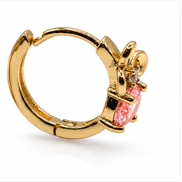 Arete Huggie Baby Flor con Cristal Oro Laminado 18K | PrincessMagic