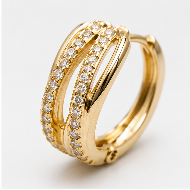 Arete Huggie Triple Línea con Zirconias Oro Laminado | Princess Magic
