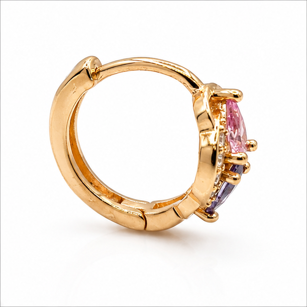 Aretes Huggie Doble Gota Rosa y Lila con Zirconias Oro Laminado 18K | Princess Magic