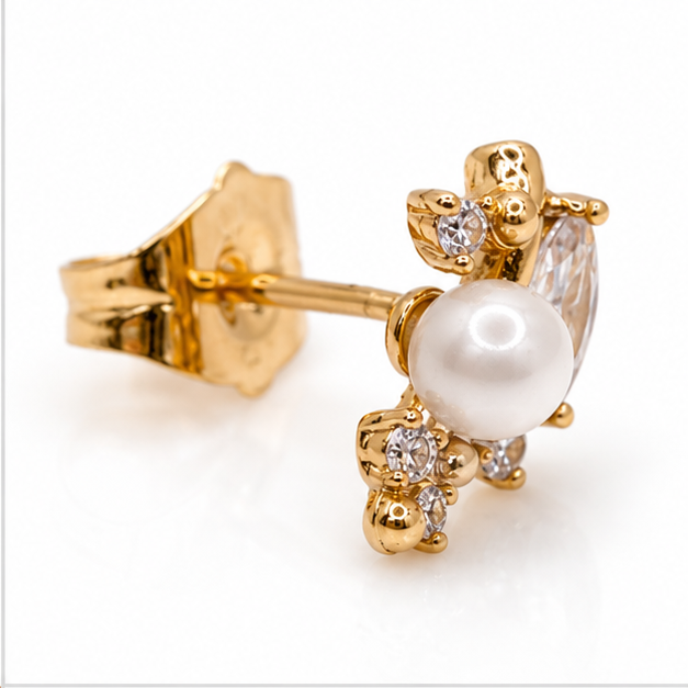 Aretes Broquel con Perla y Zirconias Oro Laminado 18K | Diseño Floral | Princess Magic