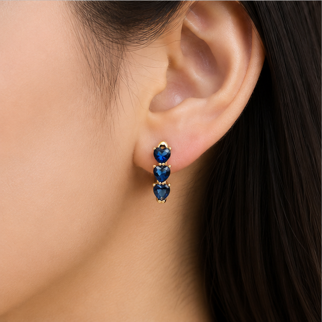 Arete con Corazones Azules Oro Laminado | Princess Magic