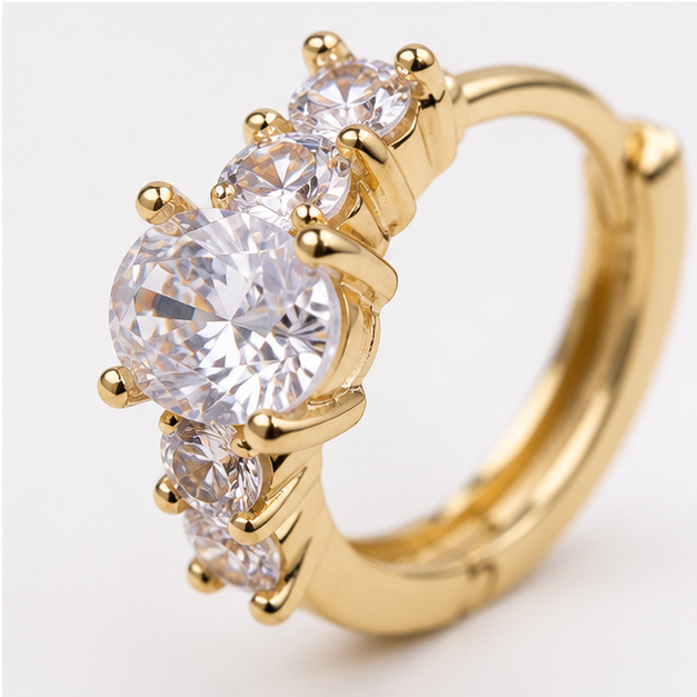 Arete Huggie con Zirconia Ovalada Oro Laminado | Princess Magic