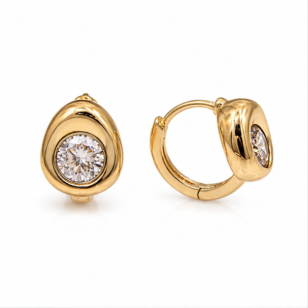Aretes Huggie Baby con Zirconia Redonda Oro Laminado 18K | Princess Magic
