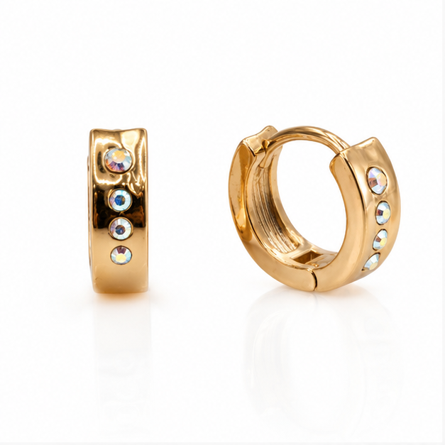 Aretes Huggie Oro Laminado 18K con Zirconias Tornasol | Princess Magic