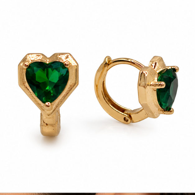 Arete Huggie Corazón Verde Oro Laminado | Princess Magic