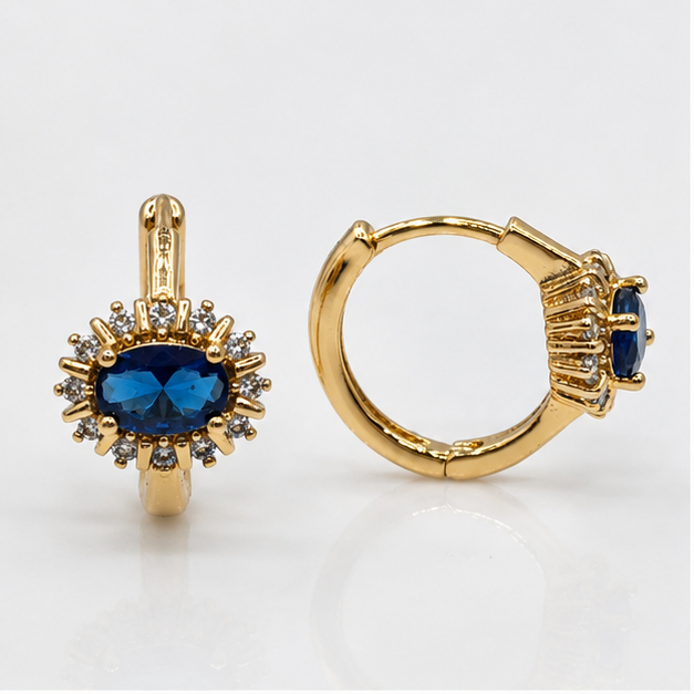 Arete Huggie Ovalado con Zirconia Oro Laminado | Princess Magic