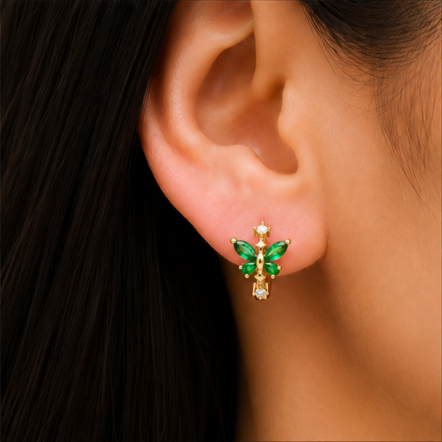 Arete Huggie Mariposa Verde Oro Laminado | Princess Magic