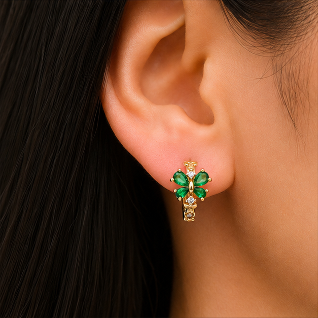 Arete Huggie Mariposa Verde Oro Laminado | Princess Magic
