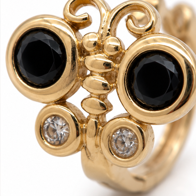 Aretes Mariposa con Zirconias Negras Oro Laminado 18K | Princess Magic