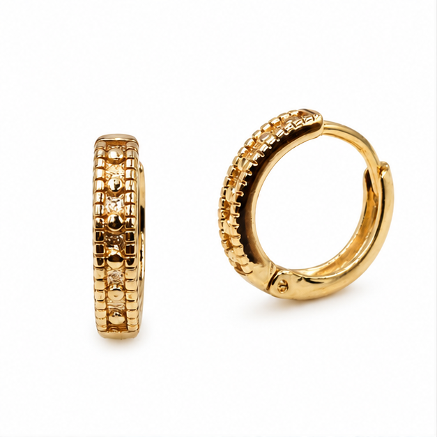 Aretes Huggie Texturizados Oro Laminado 18K | Princess Magic