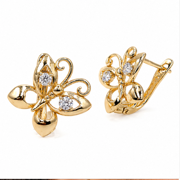 Aretes Huggie Mariposa Brillante Oro Laminado  | Princess Magic