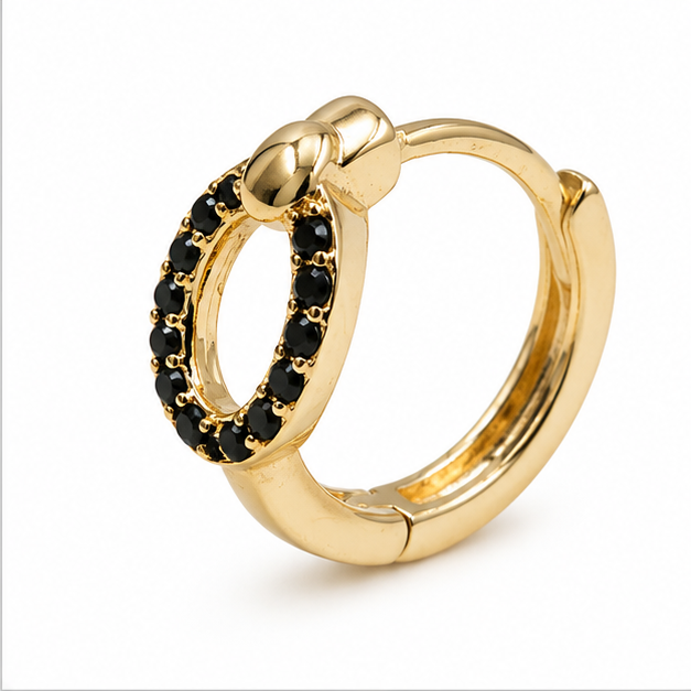 Aretes Huggie Eclipse Noir Oro Laminado 18K | Princess Magic