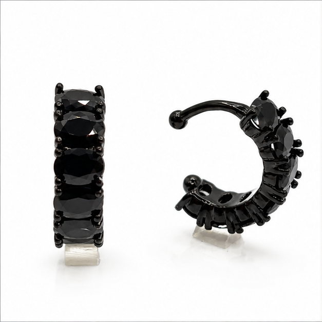 Simulador de Arete Ear Cuff Negro con Zirconias Negras | Princess Magic